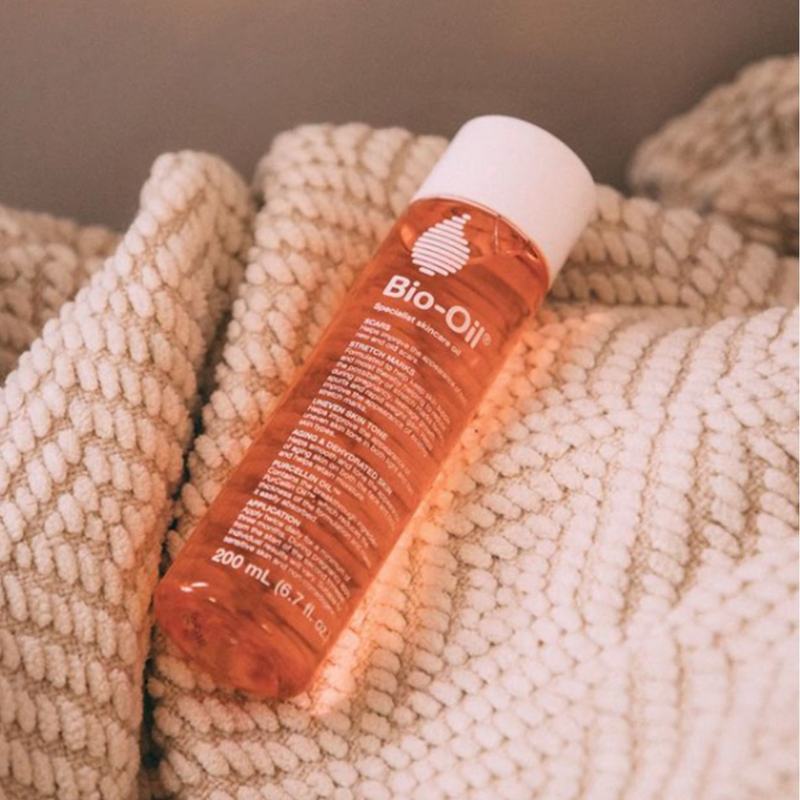 Bio-Oil Skincare Oil 200ml lightweight moisturising oil for face and body.