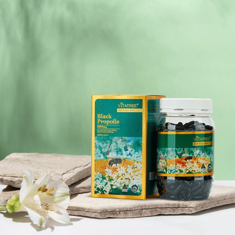 Vitatree Black Propolis 2000mg 365 capsules premium Australian bee propolis supplement formulated to support immune system health, antioxidant protection, and overall wellbeing.