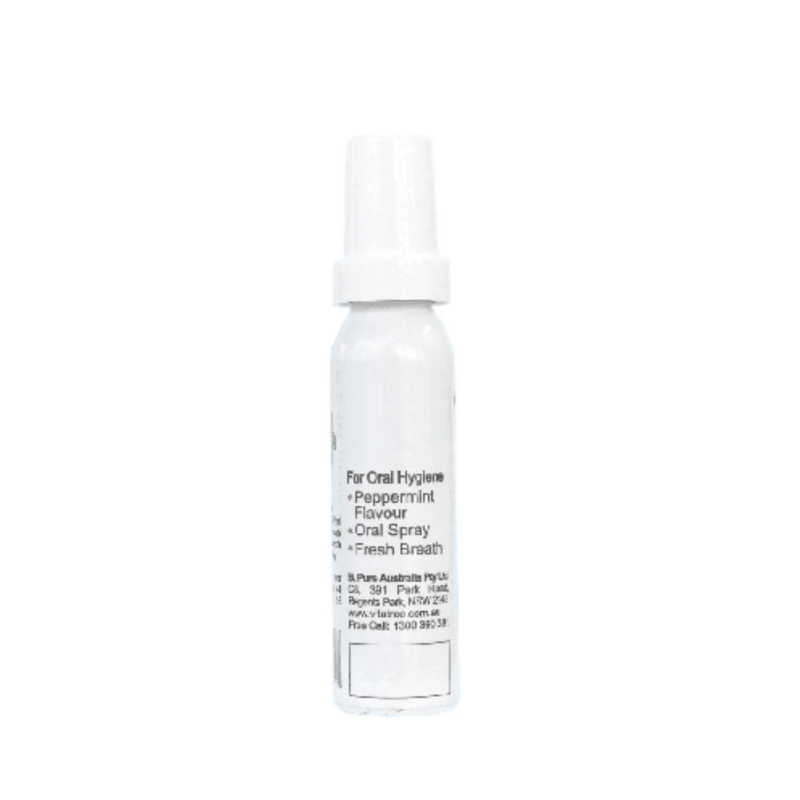 Vitatree Propolis Spray 30ml natural oral spray formulated with propolis to help soothe the throat, support immune health, and freshen breath.
